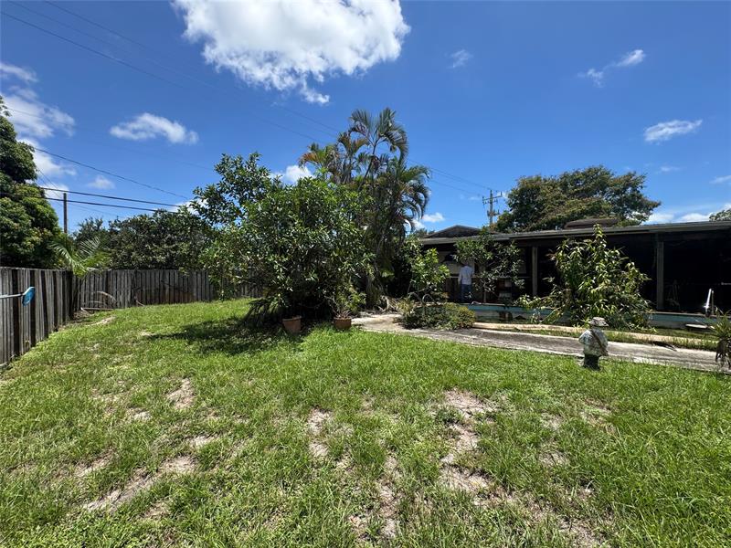 Image 6 of 6 For 4801 Tyler St