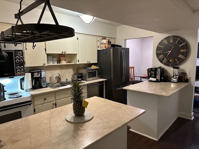 Image 12 of 12 For 917 16th Ave  13