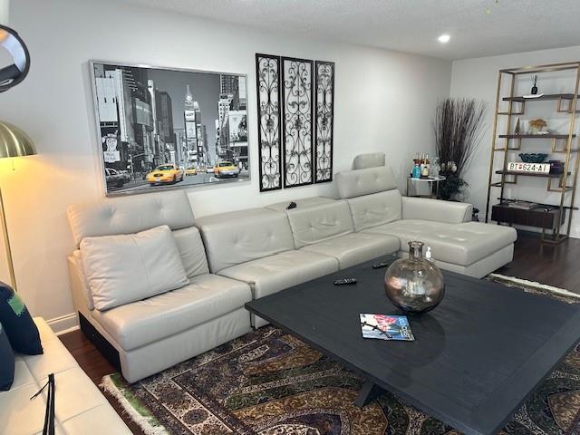 Image 2 of 12 For 917 16th Ave  13