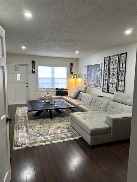 Image 3 of 12 For 917 16th Ave  13