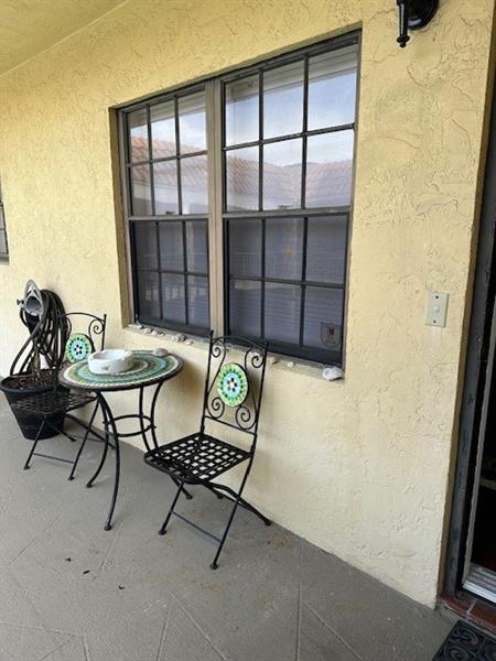 Image 5 of 12 For 917 16th Ave  13