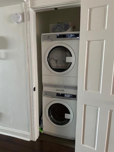 Image 6 of 12 For 917 16th Ave  13