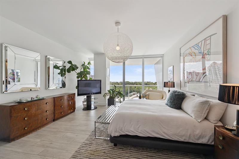 Image 33 of 47 For 920 Intracoastal Dr  801