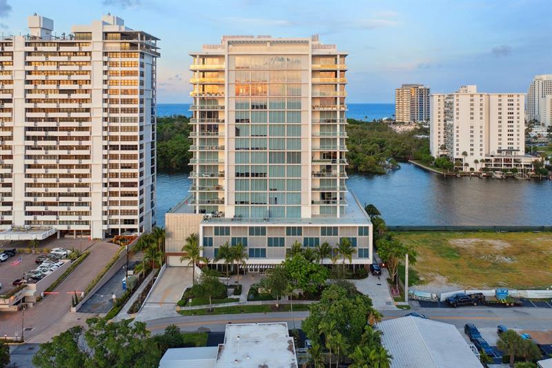 Image 4 of 47 For 920 Intracoastal Dr  801