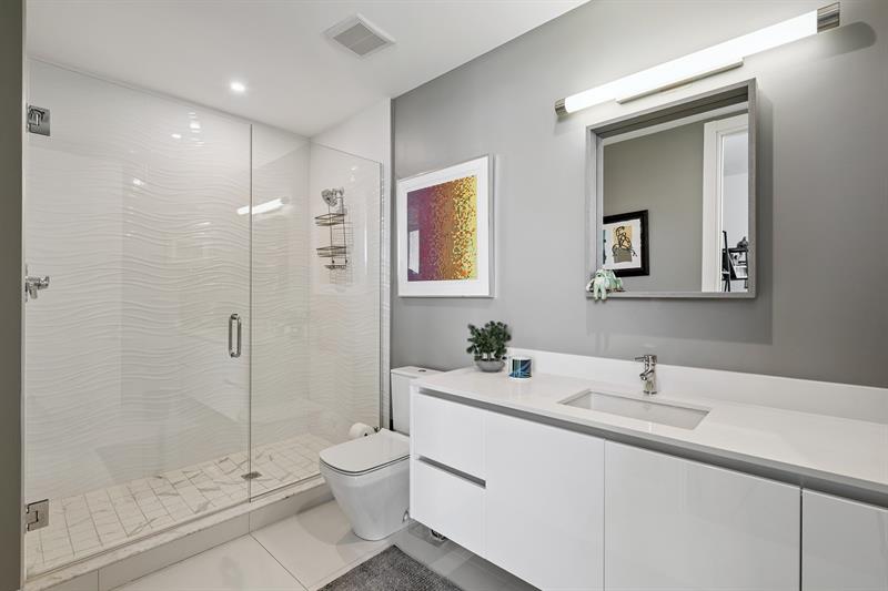 Image 41 of 47 For 920 Intracoastal Dr  801