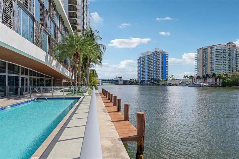 Image 46 of 47 For 920 Intracoastal Dr  801