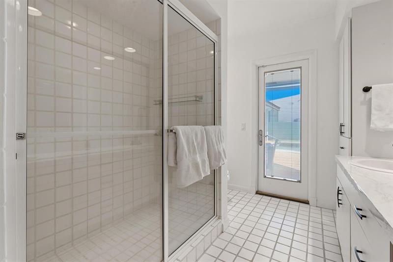 Image 10 of 48 For 3080 43rd St