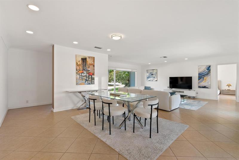 Image 6 of 48 For 3080 43rd St