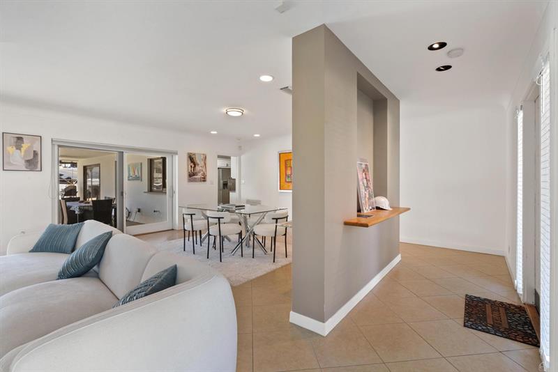 Image 7 of 48 For 3080 43rd St