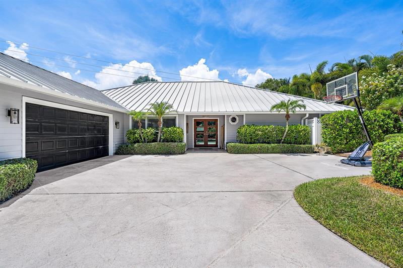 Details for 13078 Coastal Cir, Palm Beach Gardens, FL 33410
