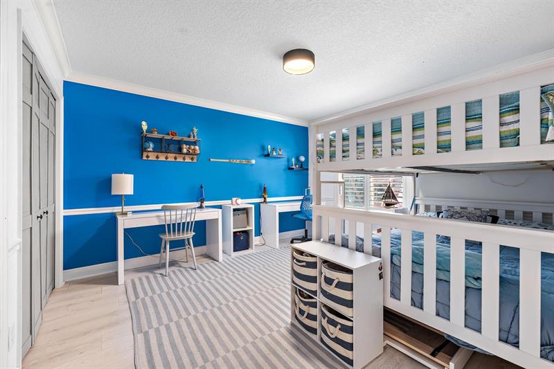 Image 22 of 48 For 13078 Coastal Cir