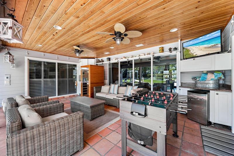 Image 33 of 48 For 13078 Coastal Cir