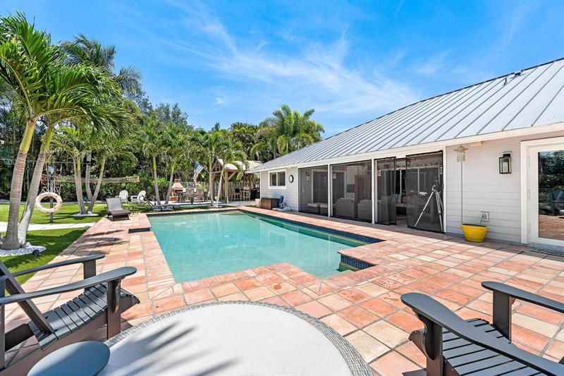 Image 37 of 48 For 13078 Coastal Cir
