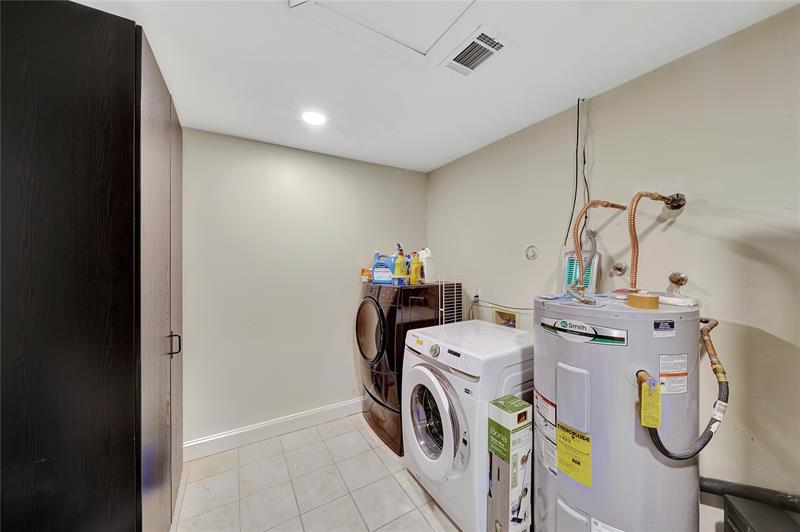 Image 15 of 41 For 22471 Grouper Court