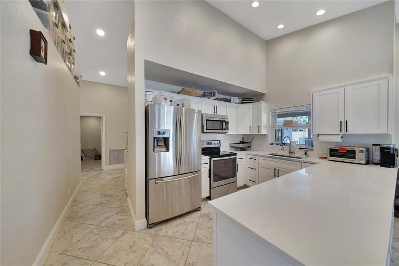 Image 18 of 41 For 22471 Grouper Court
