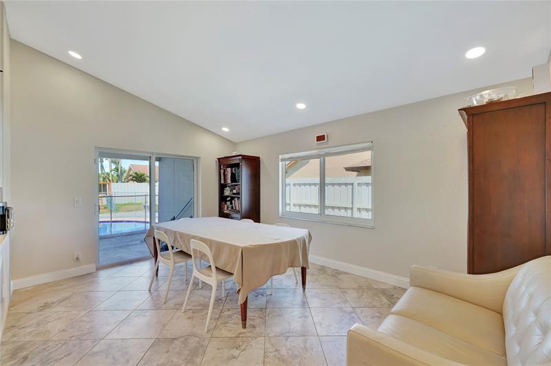 Image 19 of 41 For 22471 Grouper Court