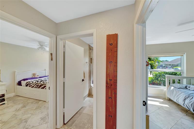 Image 21 of 41 For 22471 Grouper Court