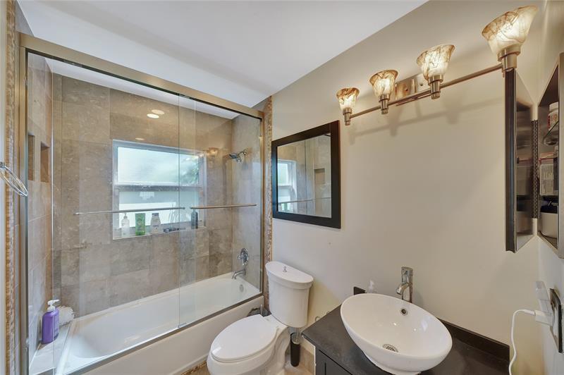 Image 25 of 41 For 22471 Grouper Court