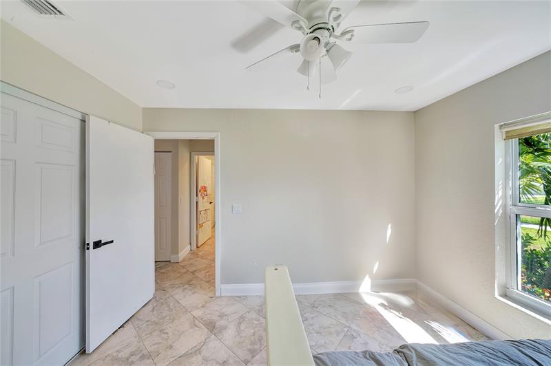 Image 27 of 41 For 22471 Grouper Court