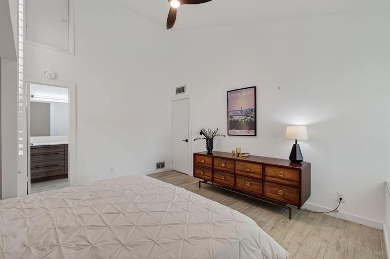 Image 38 of 52 For 1089 13th St  1