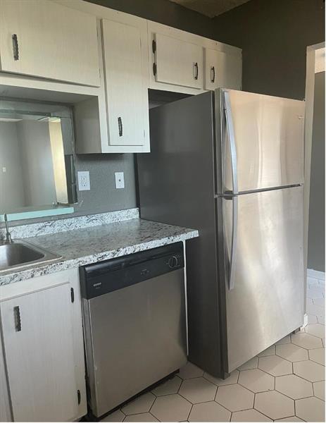 Details for 2860 Somerset Dr  417, Lauderdale Lakes, FL 33311