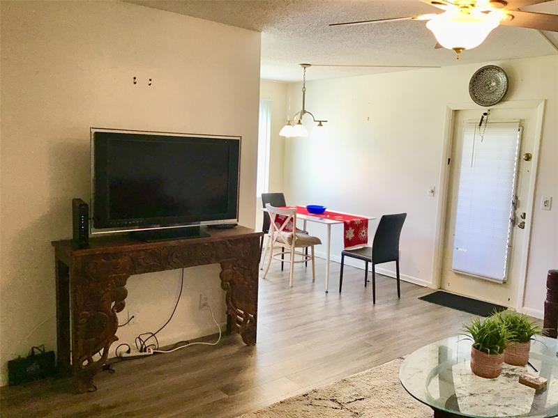 Image 12 of 30 For 438 Mansfield K  438