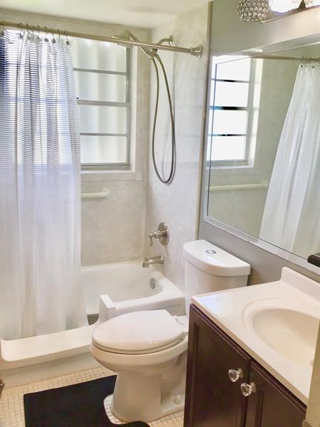 Image 14 of 30 For 438 Mansfield K  438