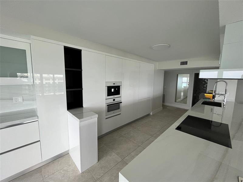 Image 26 of 100 For 3500 Galt Ocean Dr  2017