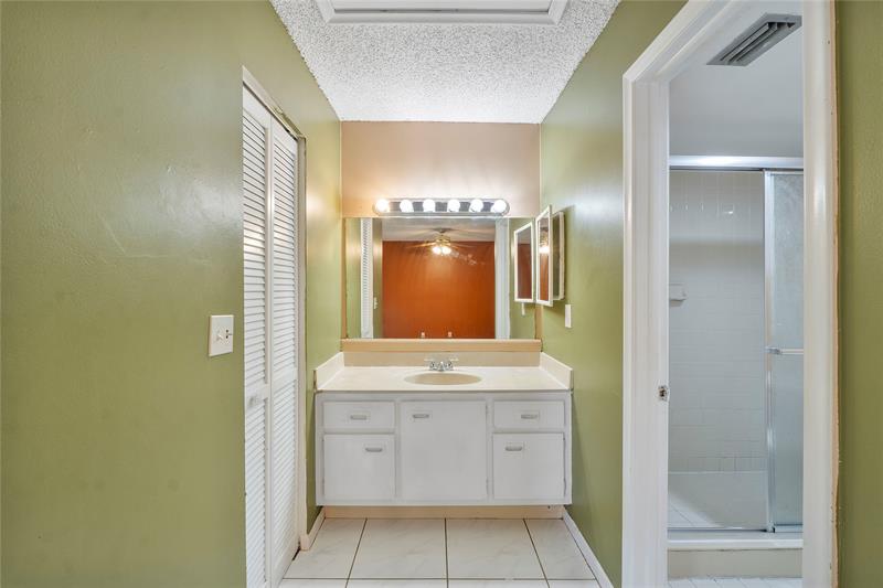 Image 11 of 24 For 2157 37th  2157