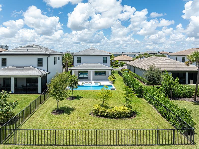 Image 10 of 53 For 4470 Gramercy Dr