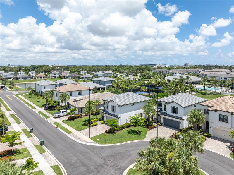 Image 13 of 53 For 4470 Gramercy Dr