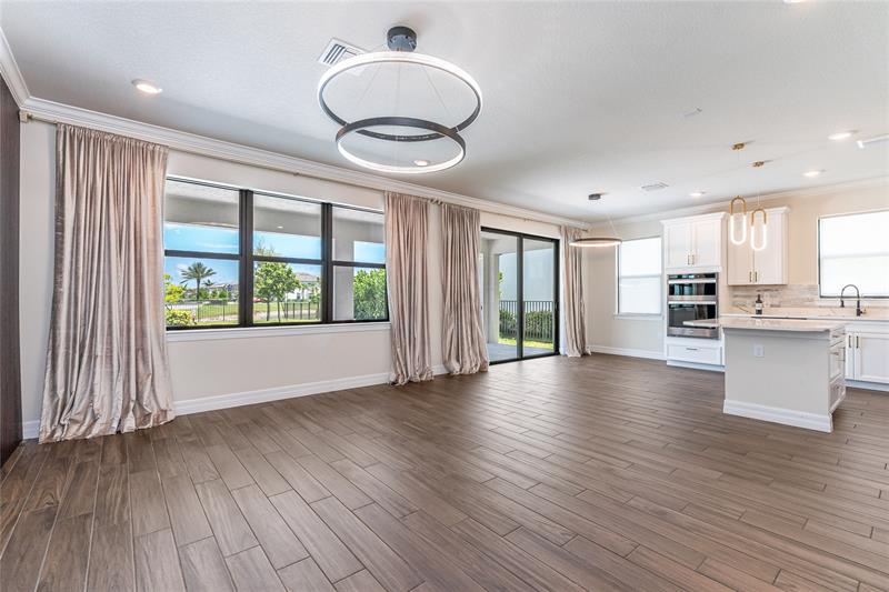 Image 17 of 53 For 4470 Gramercy Dr