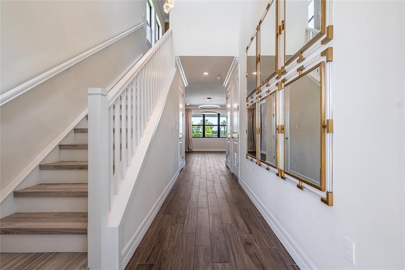 Image 21 of 53 For 4470 Gramercy Dr