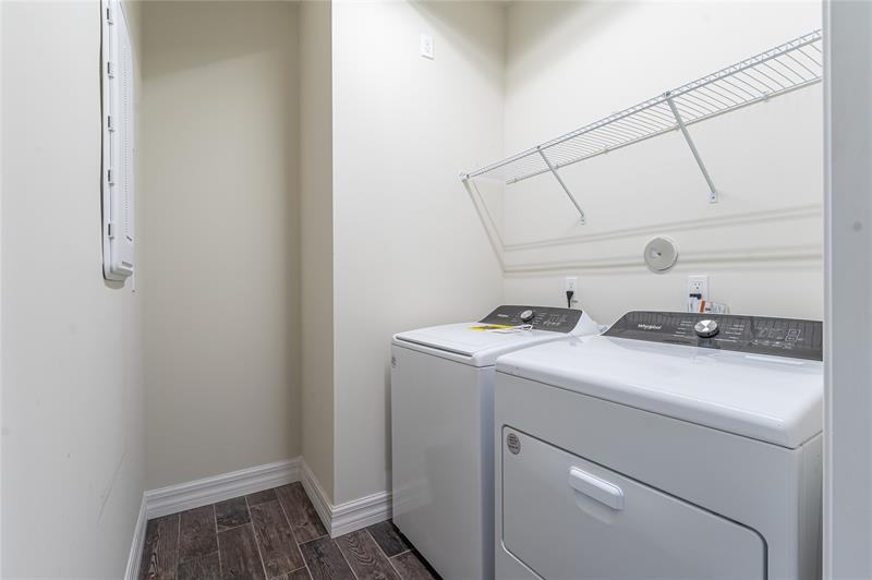 Image 40 of 53 For 4470 Gramercy Dr