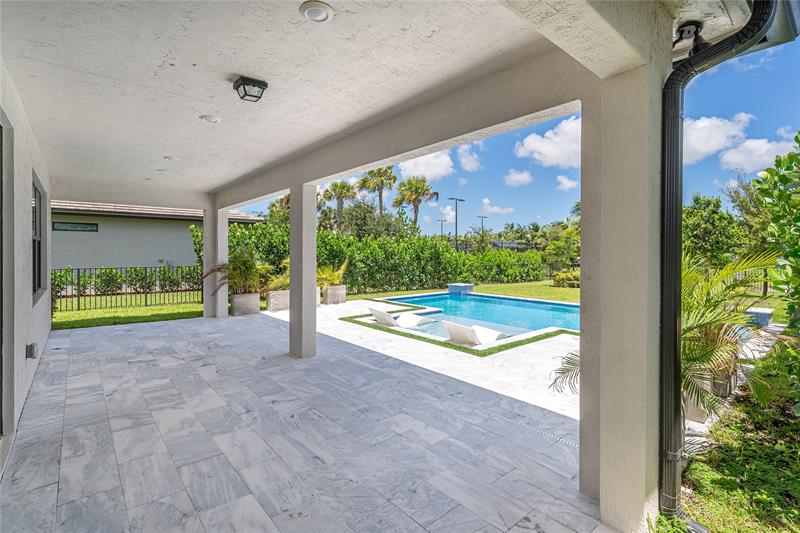 Image 6 of 53 For 4470 Gramercy Dr
