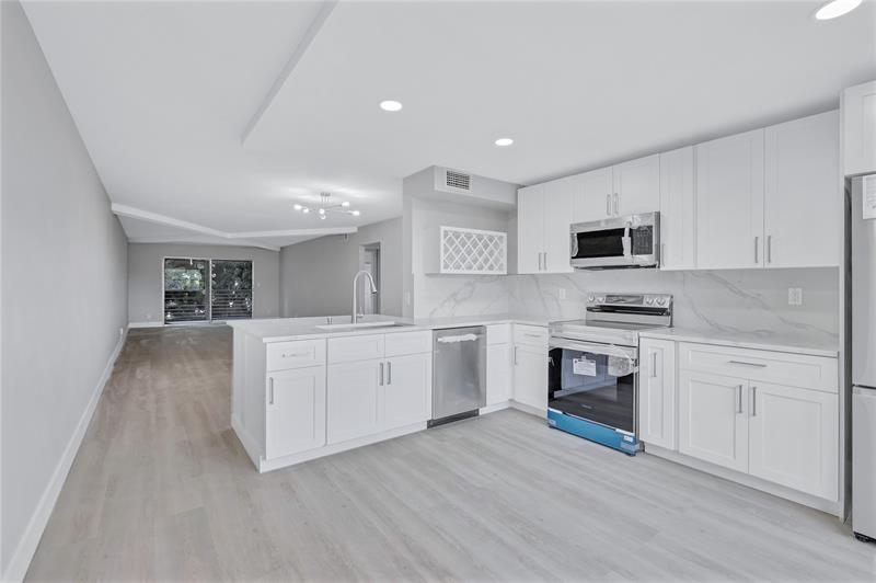 Details for 2002 Granada Dr  M3, Coconut Creek, FL 33066