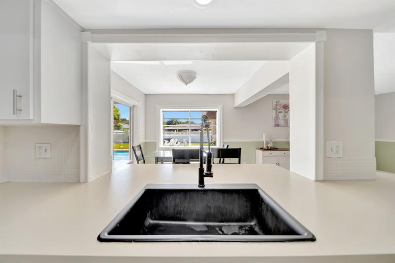 Image 12 of 63 For 2303 115 Ave