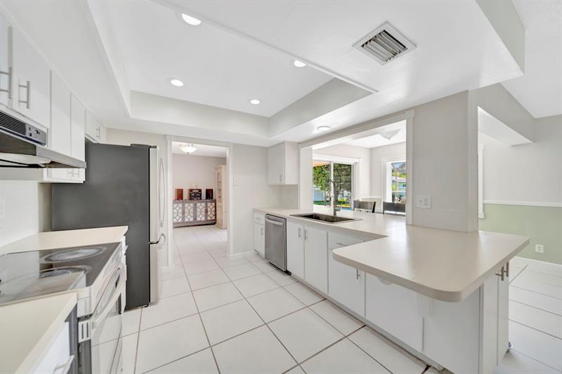 Image 13 of 63 For 2303 115 Ave