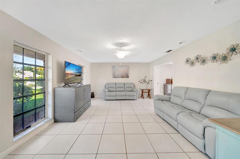 Image 15 of 63 For 2303 115 Ave