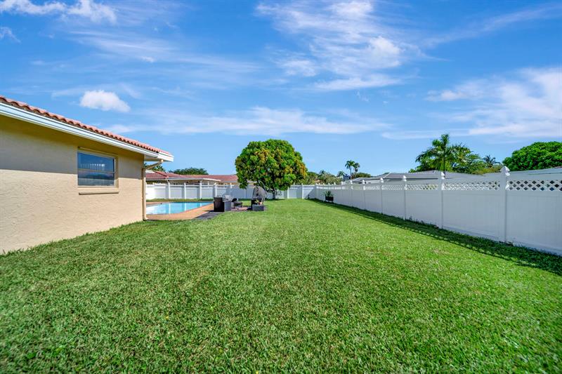 Image 47 of 63 For 2303 115 Ave