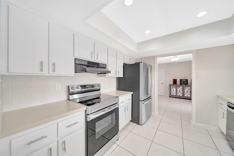Image 7 of 63 For 2303 115 Ave