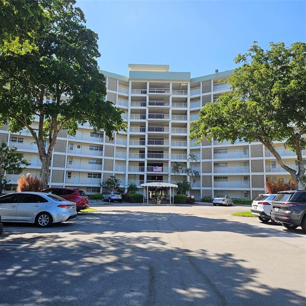 Details for 3090 Course Dr  708, Pompano Beach, FL 33069