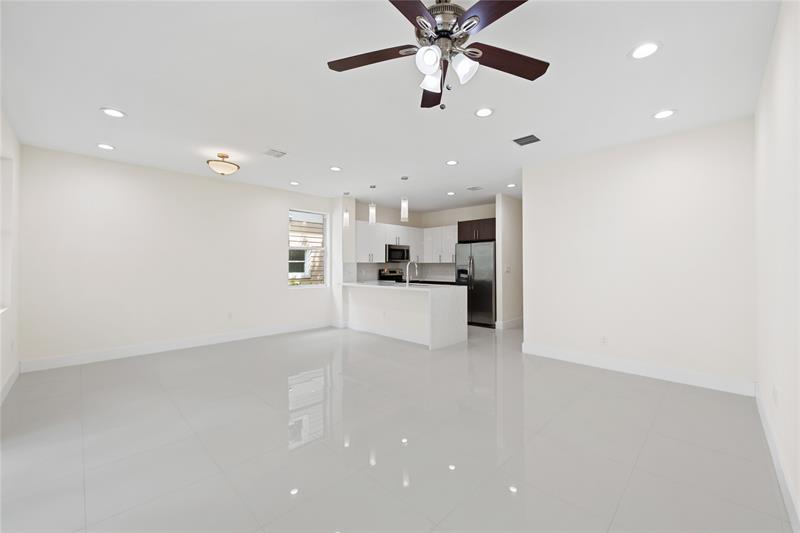 Image 6 of 30 For 1430 4th Ave  1430