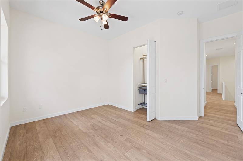 Image 11 of 34 For 1434 4th Ave  1434