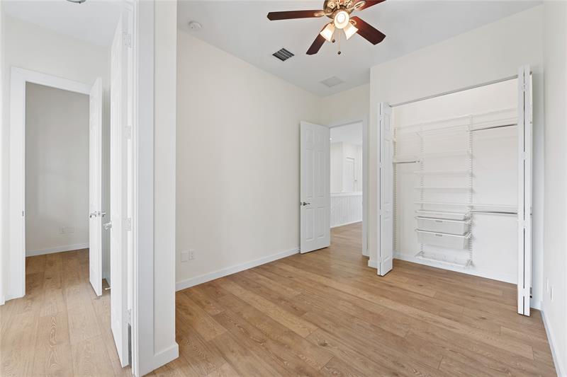 Image 20 of 34 For 1434 4th Ave  1434