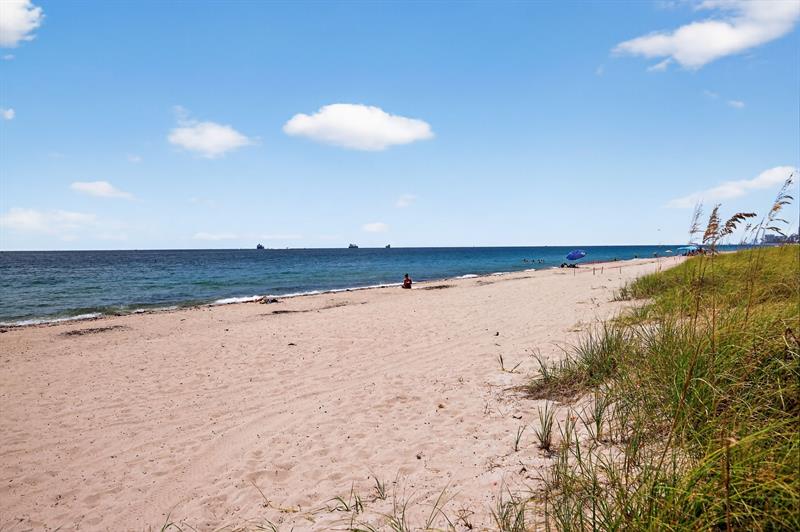 Image 62 of 80 For 2925 Atlantic Bl