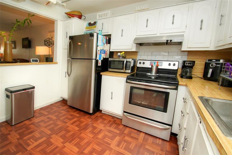 Image 12 of 27 For 2571 Aragon Blvd  317