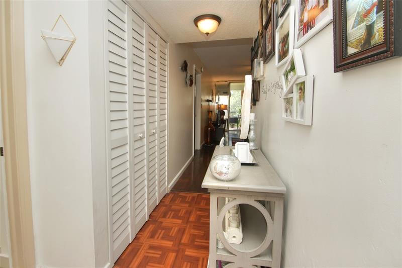 Image 8 of 27 For 2571 Aragon Blvd  317