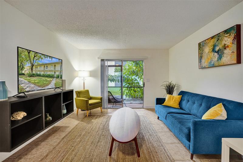 Details for 2504 Riverside Dr, Coral Springs, FL 33065