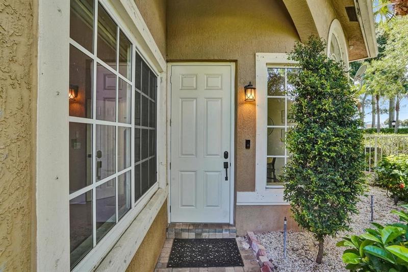 Image 19 of 100 For 1660 Classical Blvd